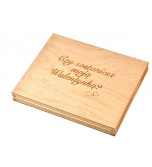 Drewniane pudełko na czekoladki Walentynki