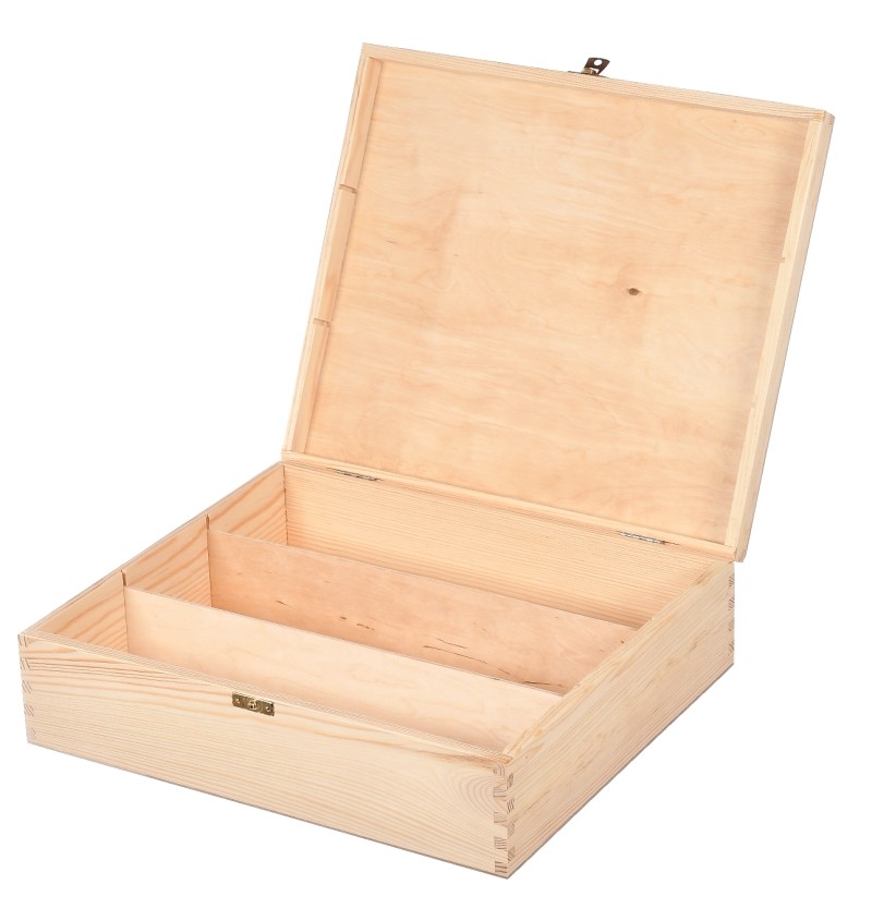 Skrzynka drewniana na 3 wina z zamknięciem