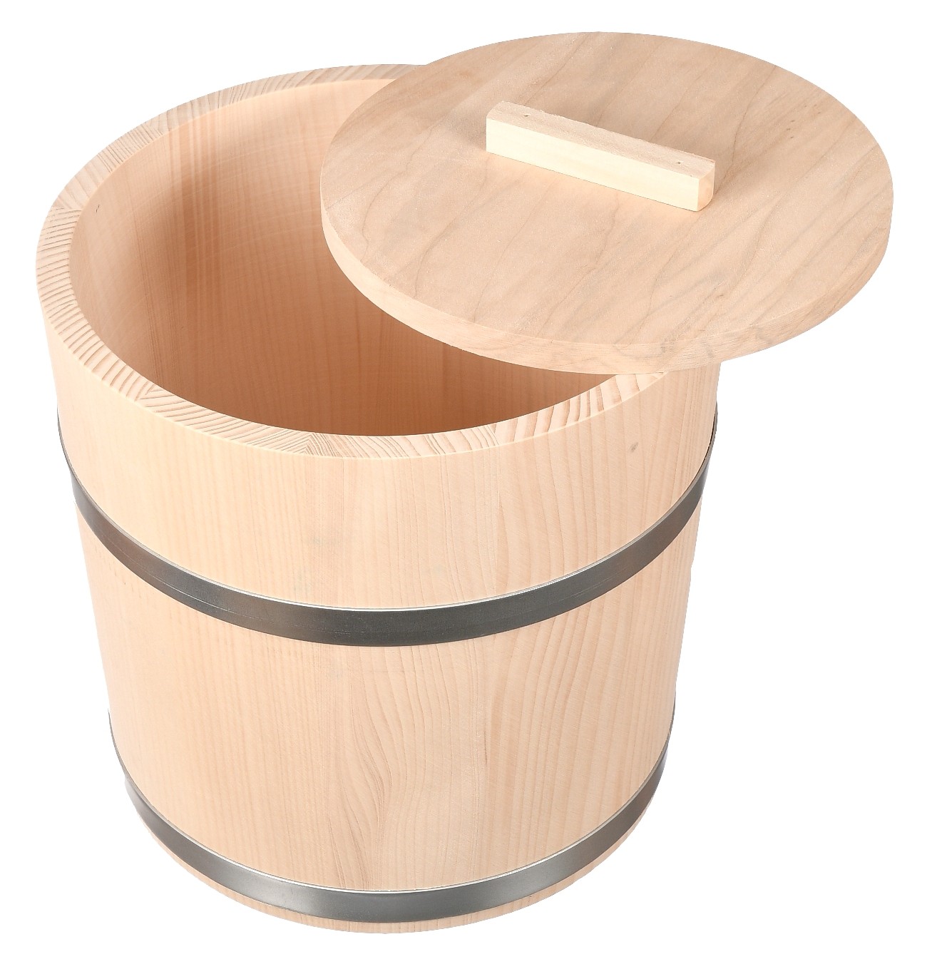 Drewniana beczka do kiszenia kapusty i ogórków