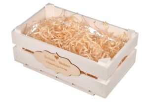 Biała drewniana skrzynka na podziękowania dla rodziców