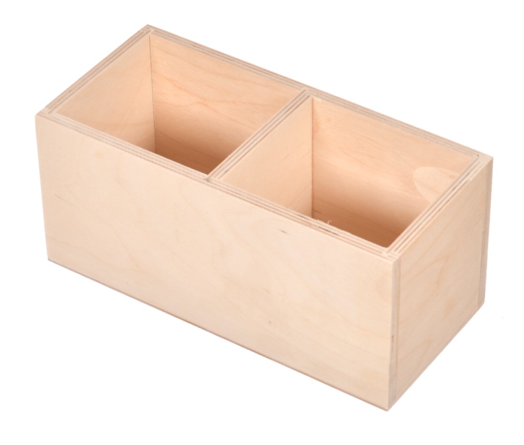 Drewniany organizer na przybory