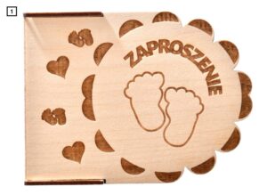 Drewniane zaproszenie na Chrzest kartka