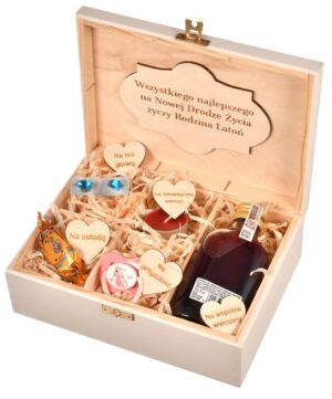 Niezbędnik małżeński drewniane pudełko z grawerem