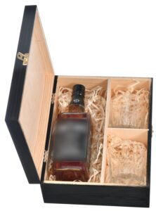 Drewniane pudełko na whisky szklanki prezent urodzinowy