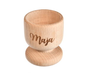 Podstawka pod Jajko Drewniana z Personalizowanym Imieniem – Idealna na Wielkanoc