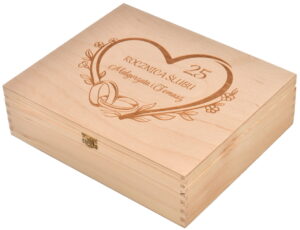 Drewniane Pudełko na 25 Rocznicę Ślubu z Personalizacją – Prezent na Srebrne Gody