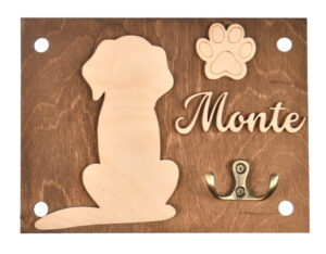 Spersonalizowany uchwyt na smycz dla psa – drewniany wieszak na smycz z imieniem psa